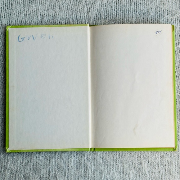 Seeds And More Seeds Millicent E Selsam Hardcover I Can Read Book - Picture 2 of 14